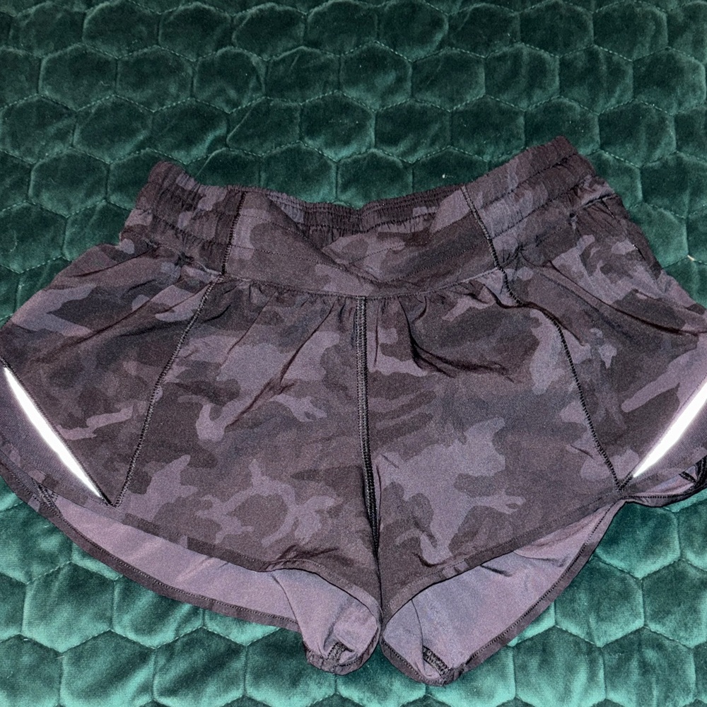 Lululemon Hotty Hot Shorts